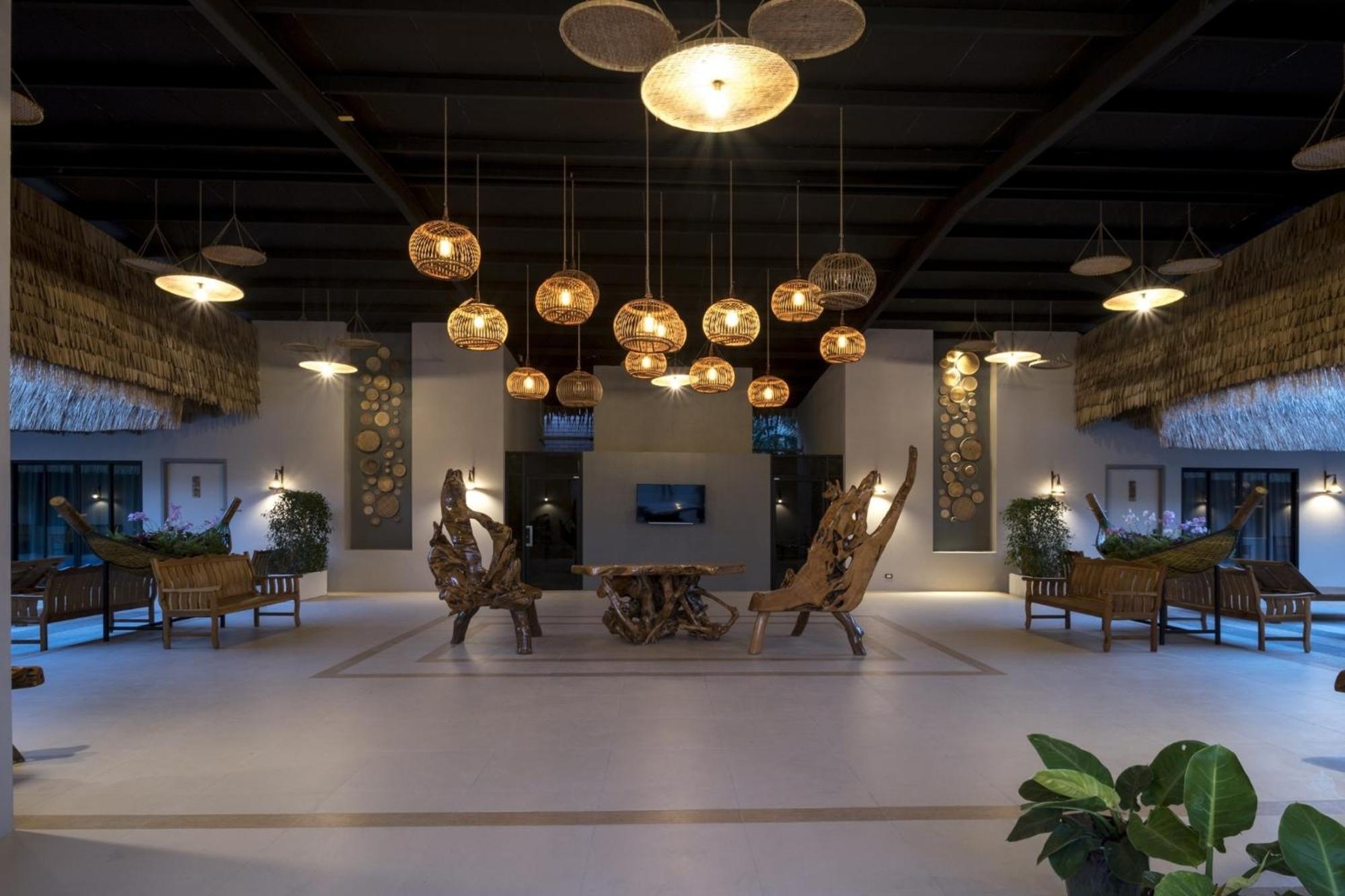 Ozone Villa Phuket Pa Khlok Экстерьер фото